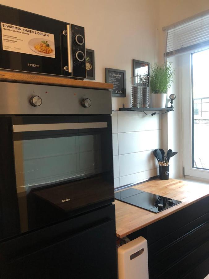 Gruene Oase Mit Balkon I Eg Lägenhet Duisburg Exteriör bild